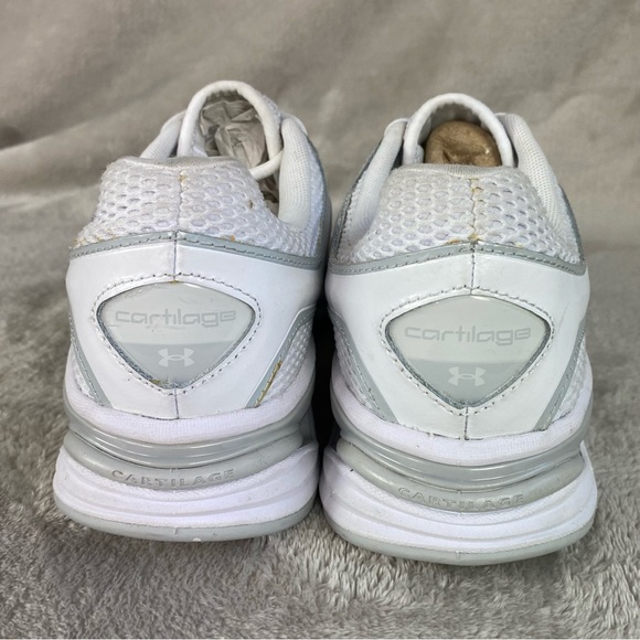 Under Armour UA Apparition Mens Shoes Sneakers Size 11 White Gray NEW - Picture 7 of 10